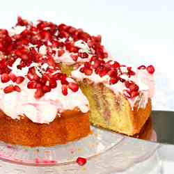 Cocomut cake with pomegranate frosting
