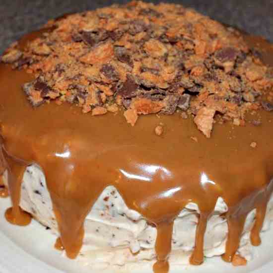 Butterfinger Peanut Butter Cake