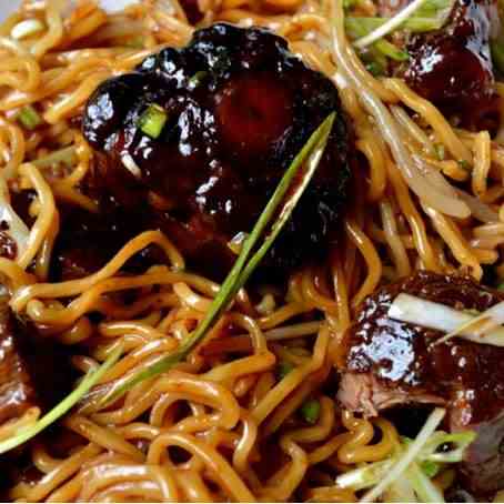 BRAISED OXTAIL NOODLES