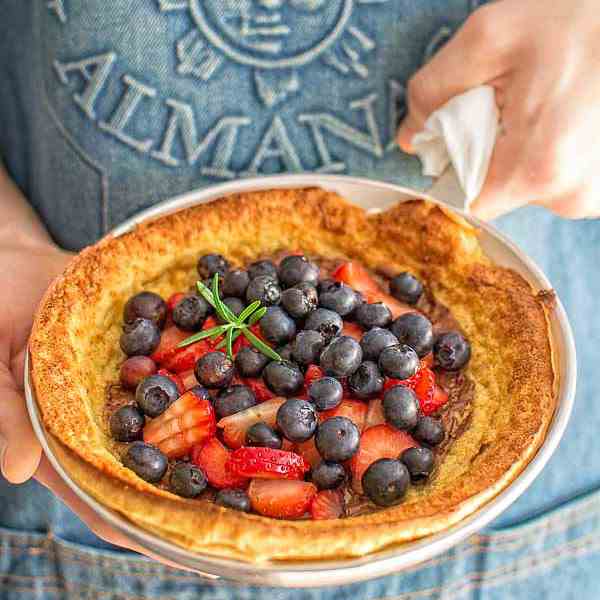 Baked Pancake With Fresh Berries
