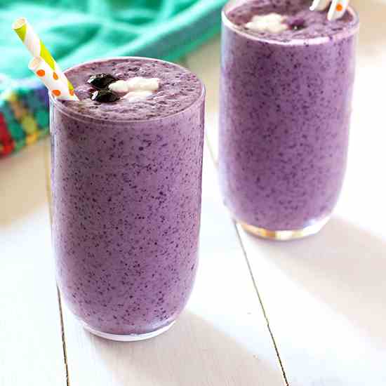 Blueberry Cottage Cheese Smoothies