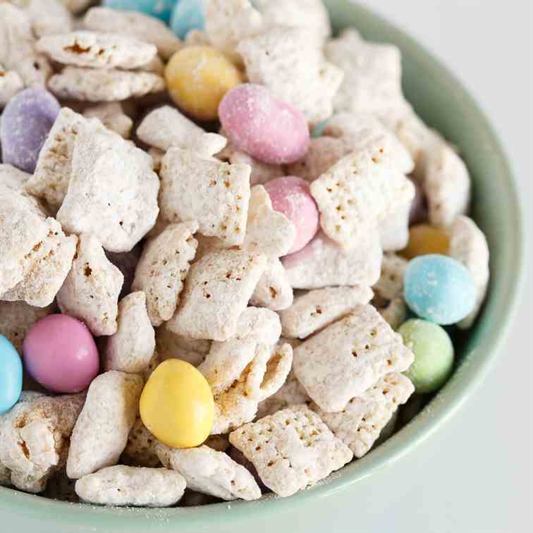 Bunny Chow Snack Mix
