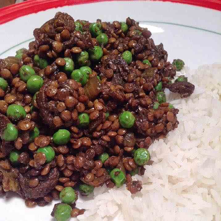 Indian masala lentils with peas