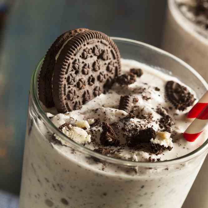 Oreo Cookies and Cream Milkshake
