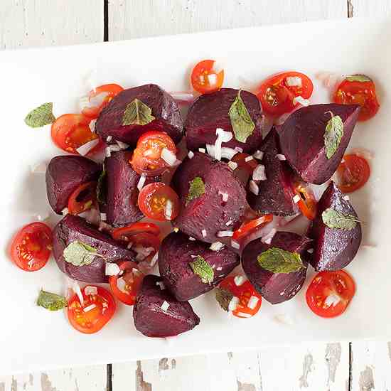 Roasted beets and tomato salad