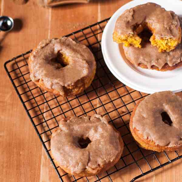 Pumpkin Donuts with Pumpkin Spice Glaze