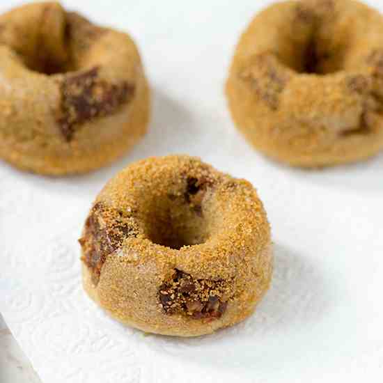 Healthy Salted Caramel Mini Donuts 
