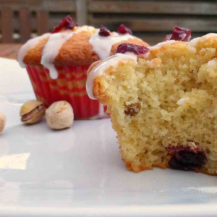 Cranberry and Pistachio Vanilla Muffins