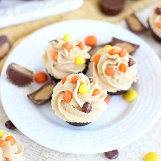 Peanut Butter Cup Brownie Cups