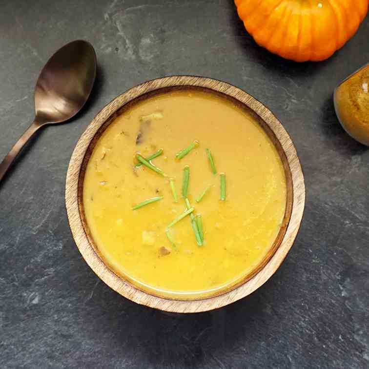  Pumpkin curry soup
