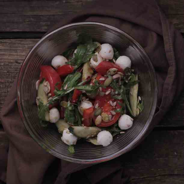 Light Vegetable Salad With Mozzarella