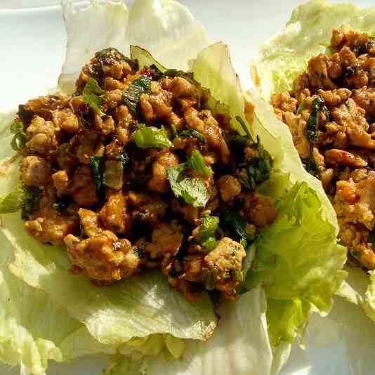 Chicken lettuce wraps