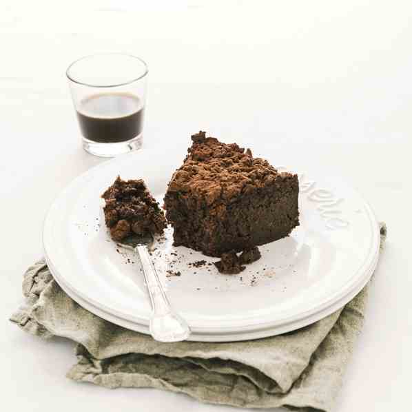 Chocolate and cocoa bread pudding cake 