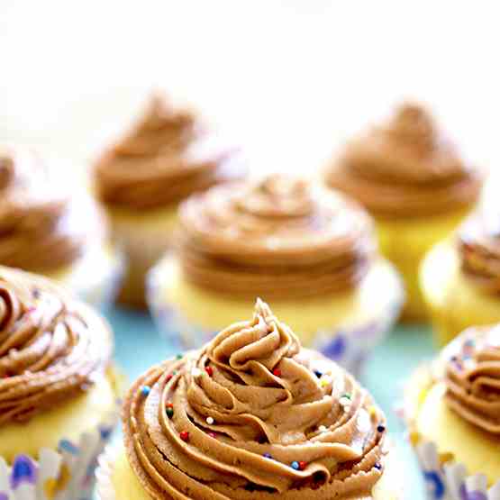 Yellow Cupcakes with Nutella Buttercream F