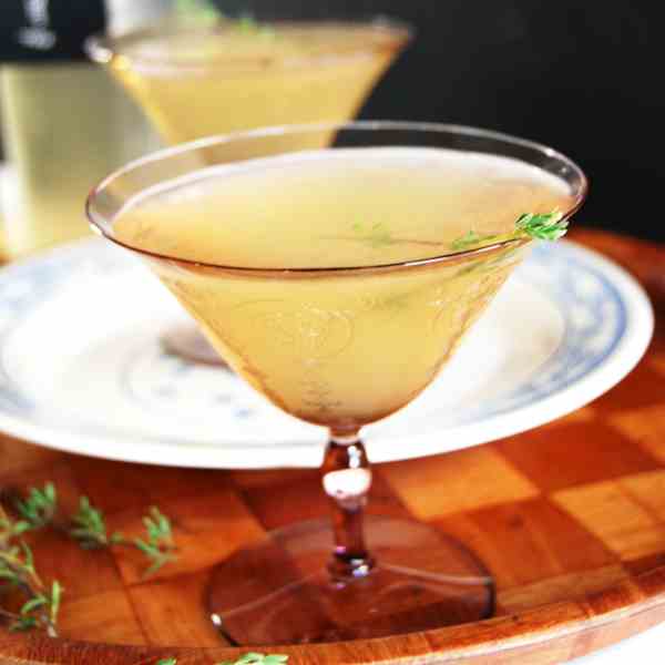 Thyme and Apple Pisco Sour