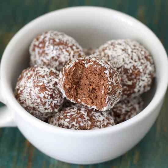 3-ingredient Nutella Truffle Balls