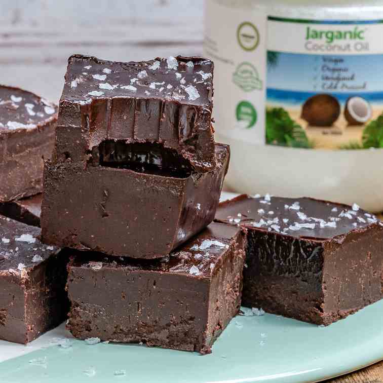 Easy Chocolate Fudge Recipe -Vegan - Paleo