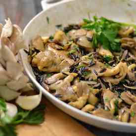 Wild Rice with Oyster Mushrooms
