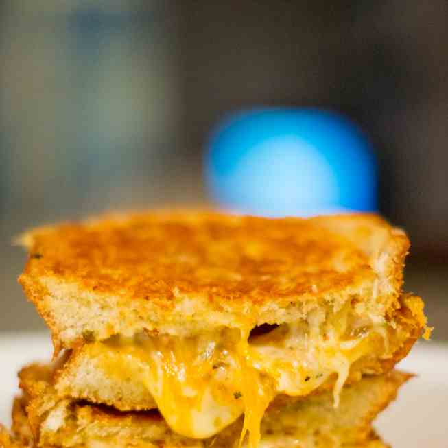 Almost-Perfect Grilled Cheese Sandwich