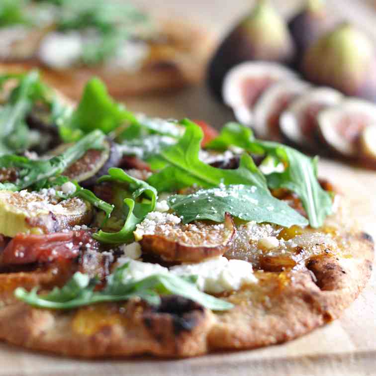 Fig and Prosciutto Naan Pizza!!