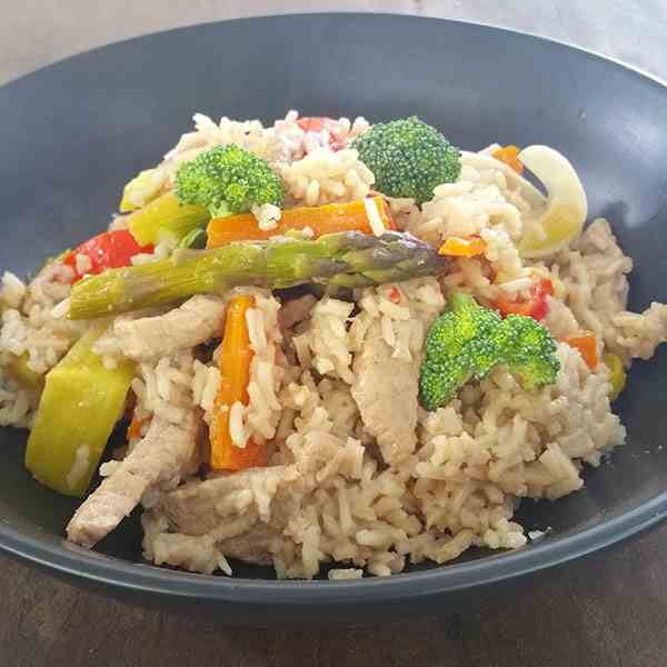 One pot aromatic pork with rice