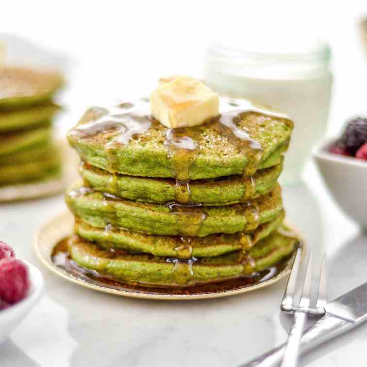 Gluten-Free Spinach Oatmeal Pancakes