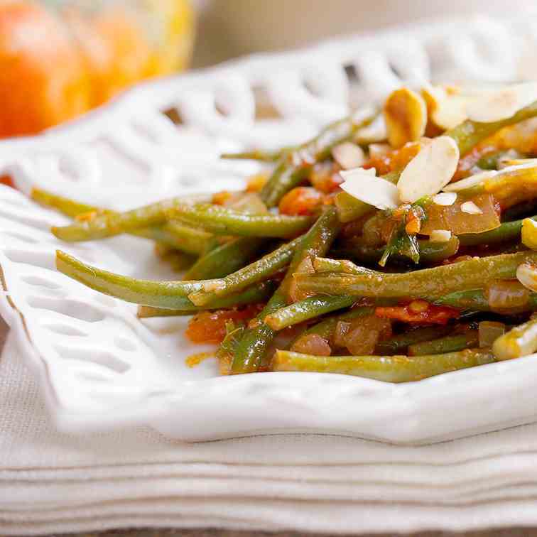 Green beans in tomato sauce