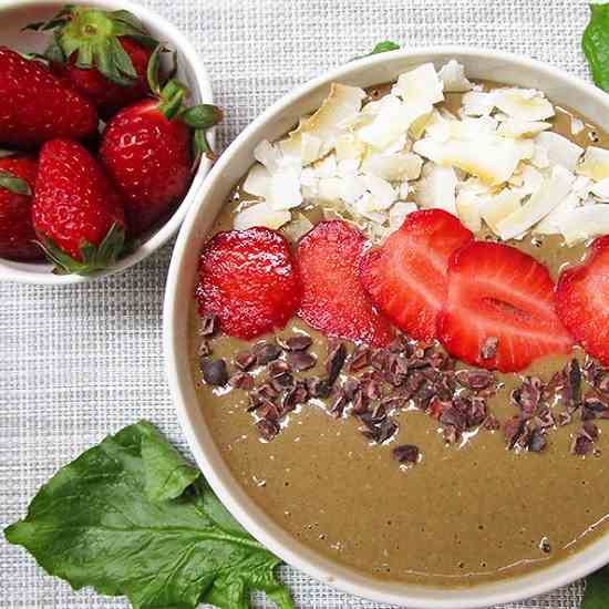 Chocolate Spinach Strawberry Smoothie Bowl