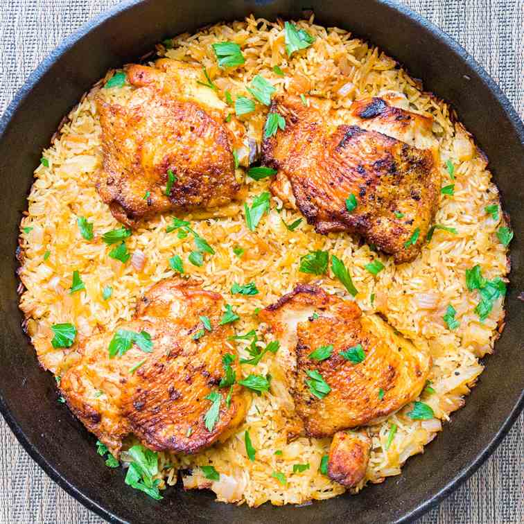 Crispy chicken thighs with rice