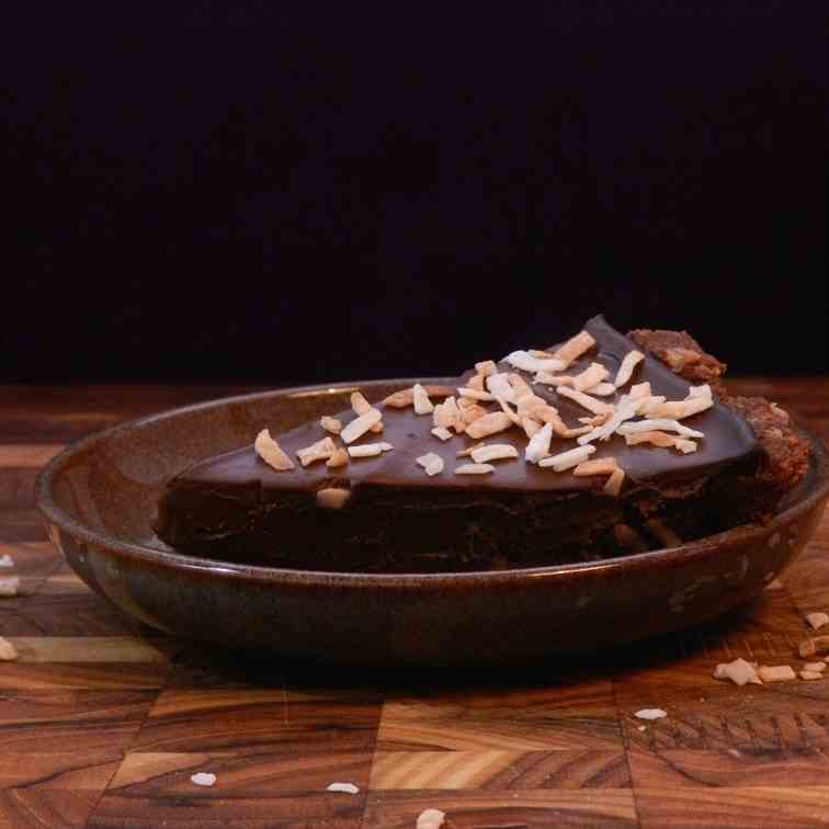 Chocolate Avocado Mousse Pie