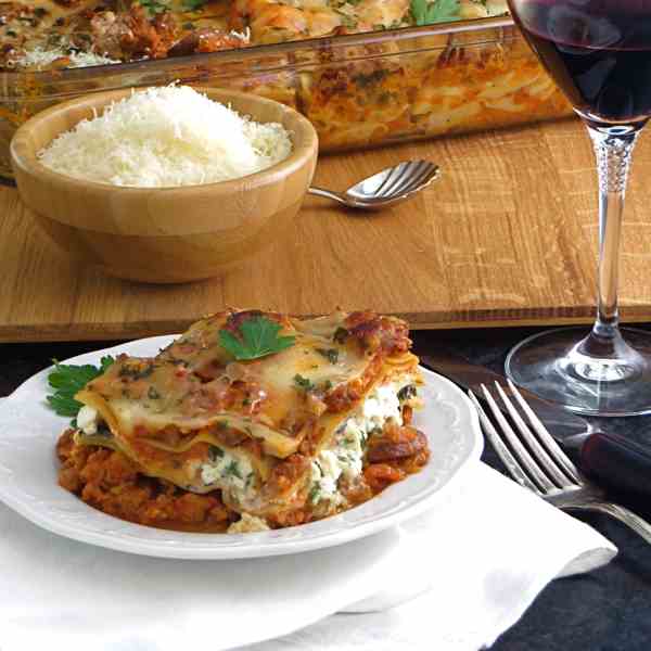 spicy sausage and spinach lasagna