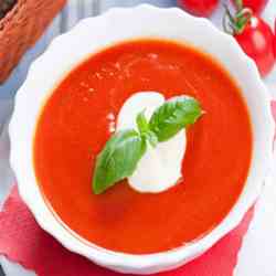 Chilled Tomato Soup With Garlic