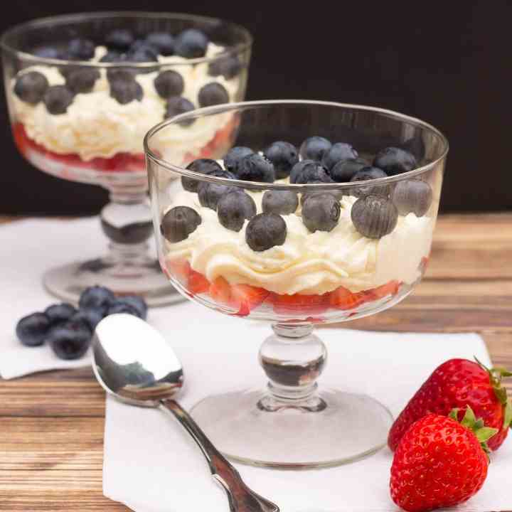 Mascarpone Mousse with  Berries
