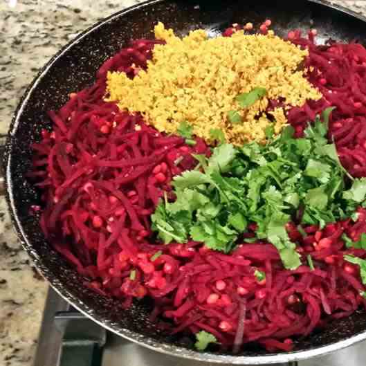 Beetroot Thoran Recipe