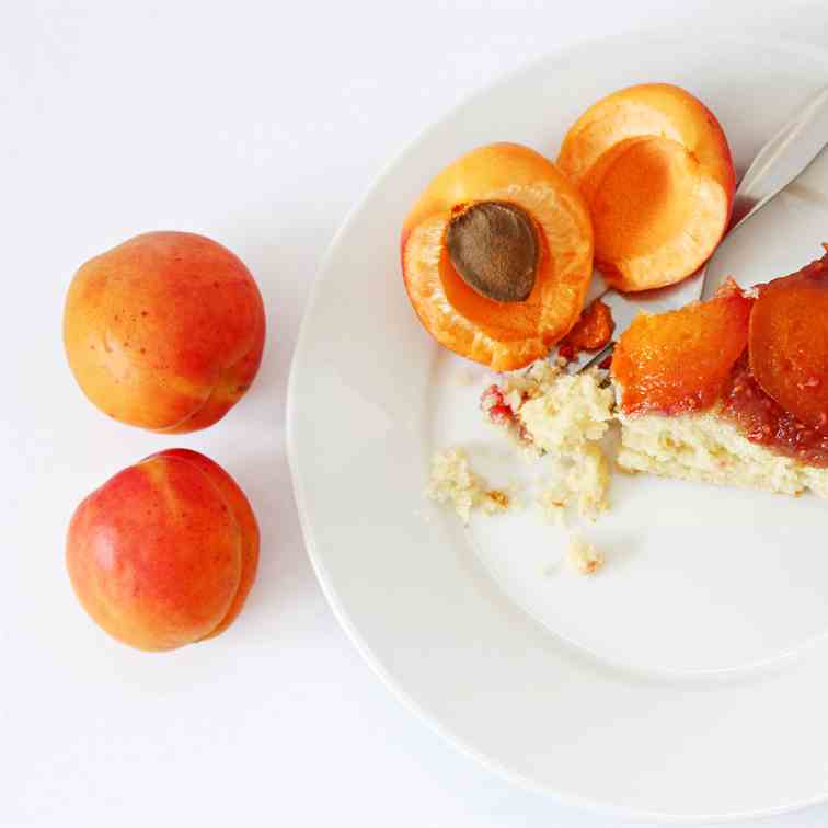 Apricot Raspberry Upside Down Cake