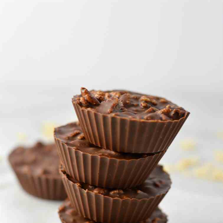 Crispy Chocolate and Peanut Butter Cups
