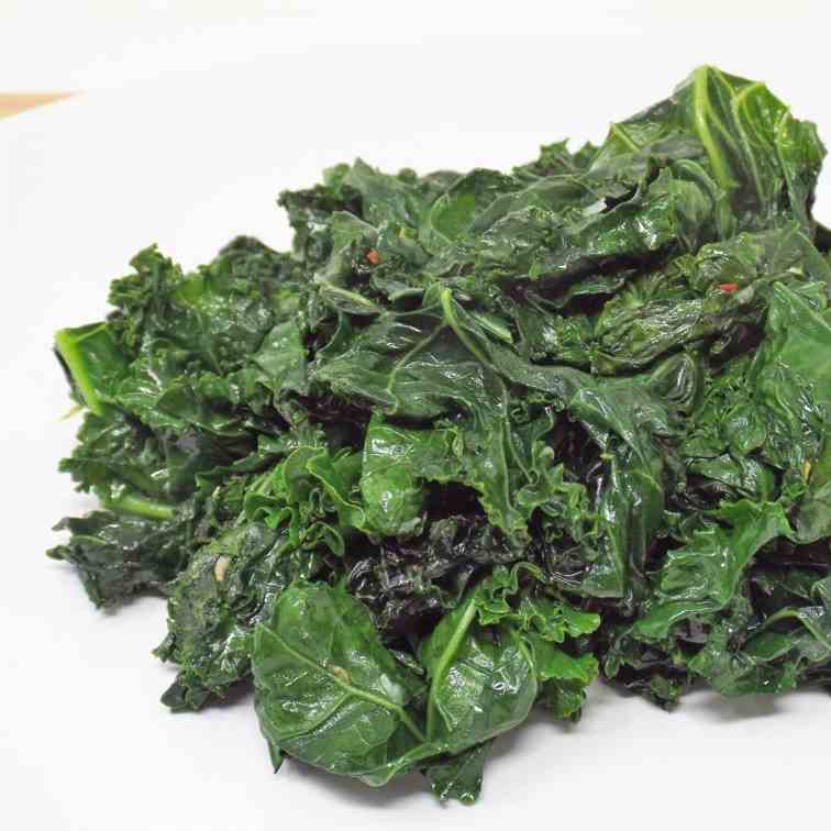 Spicy Sauteed Kale with Garlic