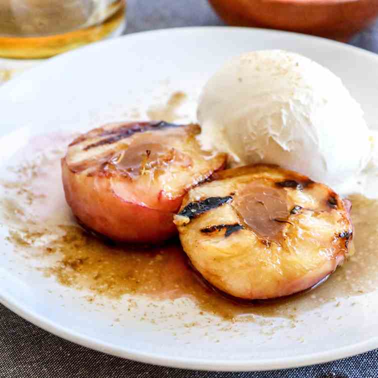 Grilled Peaches with Bourbon Sauce