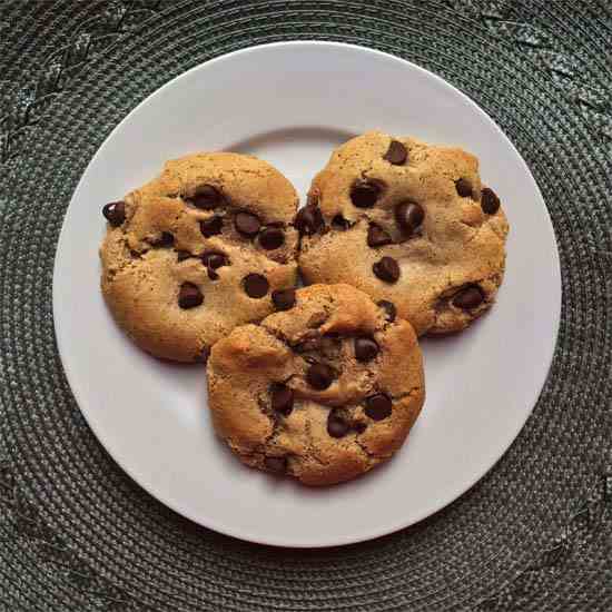Almond Butter Chocolate Chip Cookie
