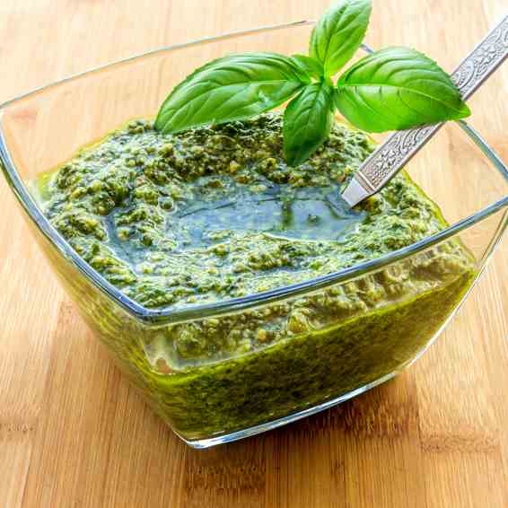 Homemade Spinach Basil Pesto