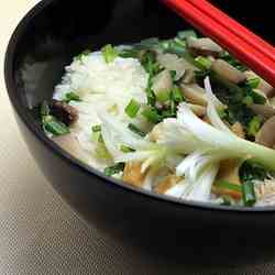 Fish bone soup rice