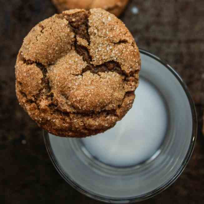 Cardamom Spiced Ginger Cookies