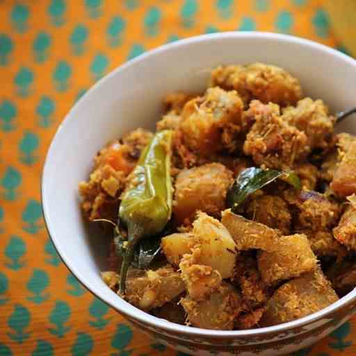 Vazhakkai Curry Recipe
