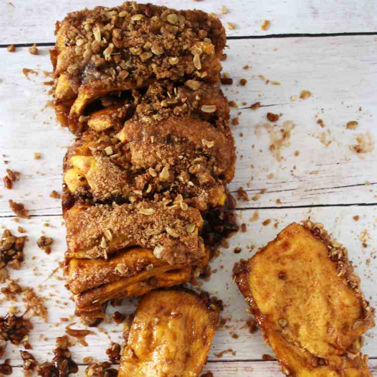 Pumpkin Pull Apart Bread with Pecans and C