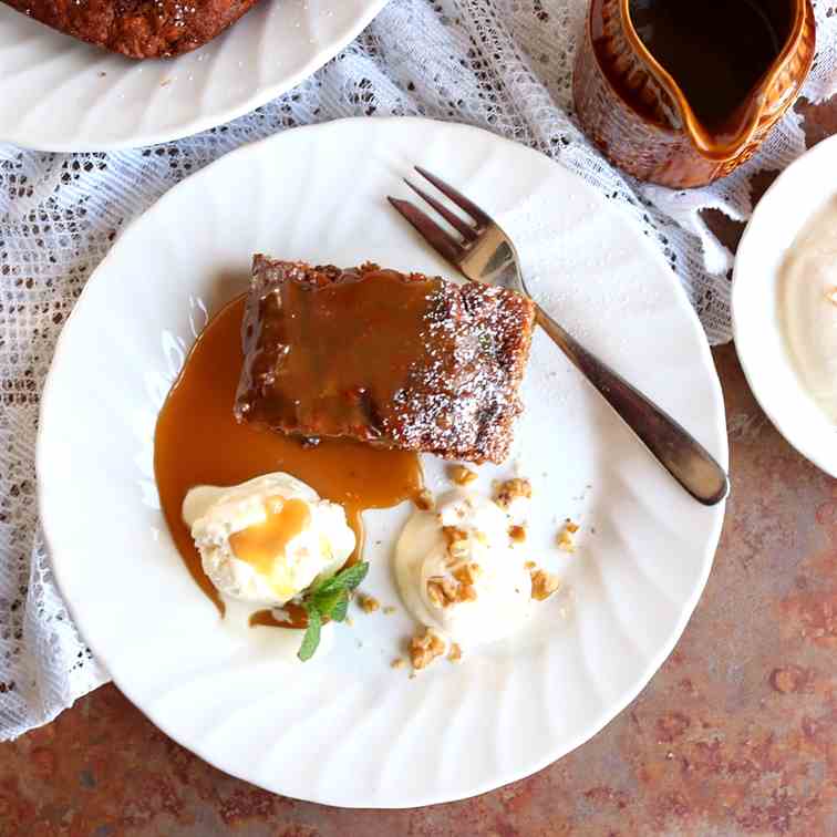 Sticky Date, Toffee Pudding with Buttersco