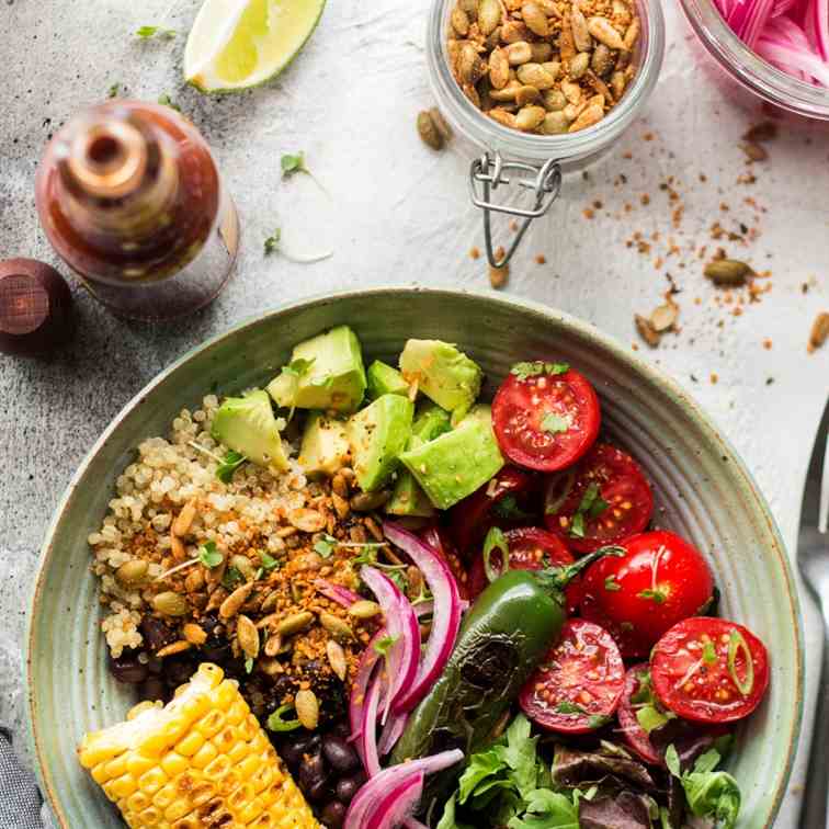 Mexican lunch bowl with spicy crumb