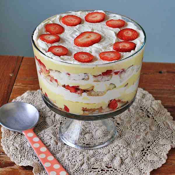 Traditional English Trifle