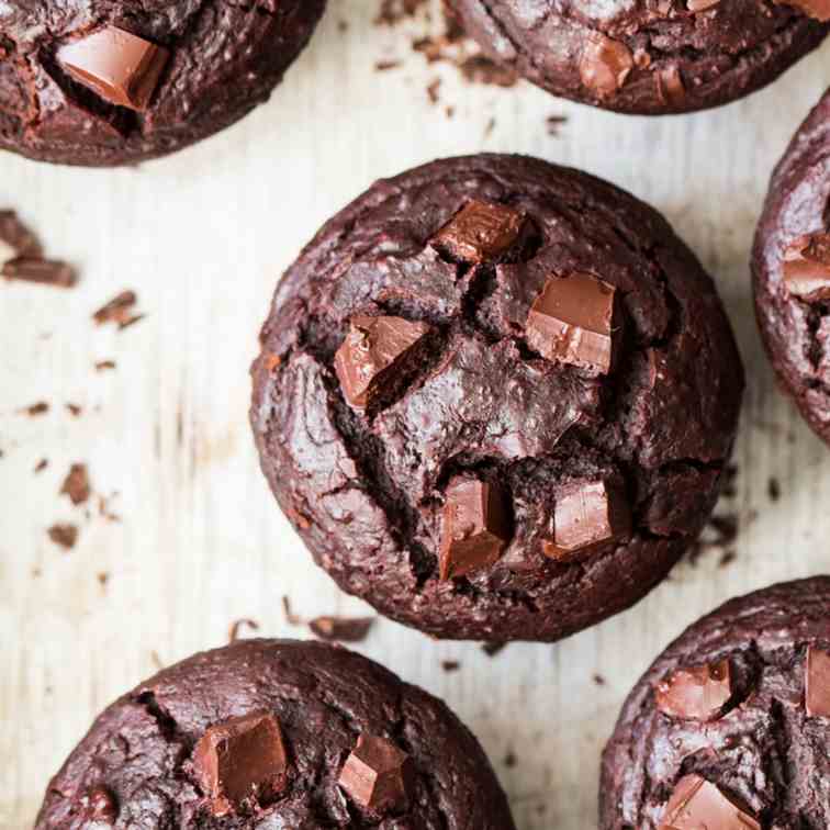 Vegan chocolate chilli muffins