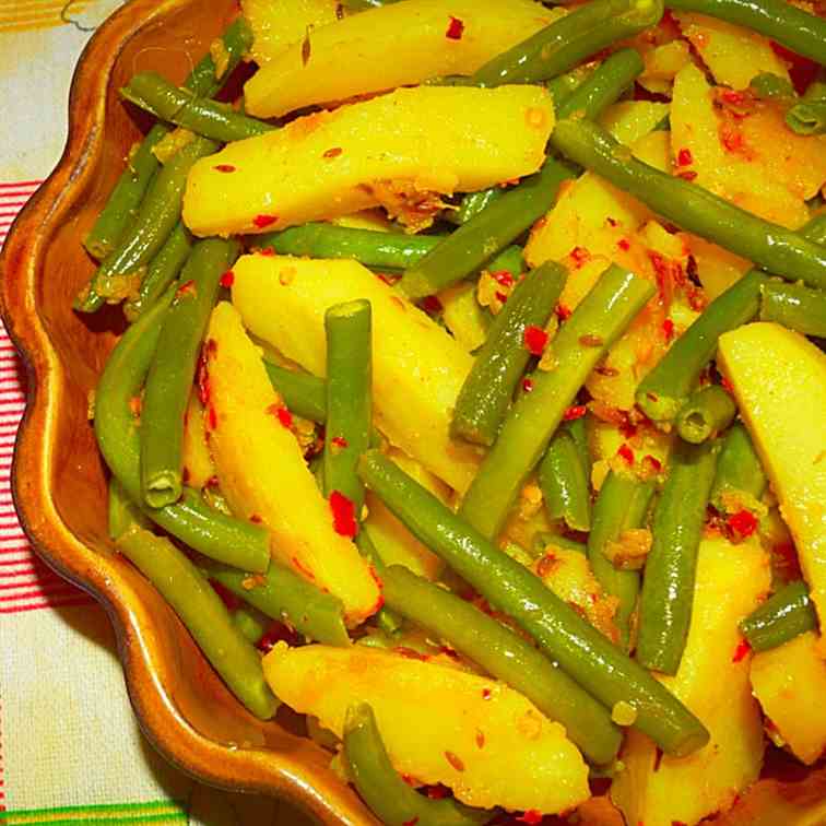 Aloo Phaliyan, Potato Green Bean Curry