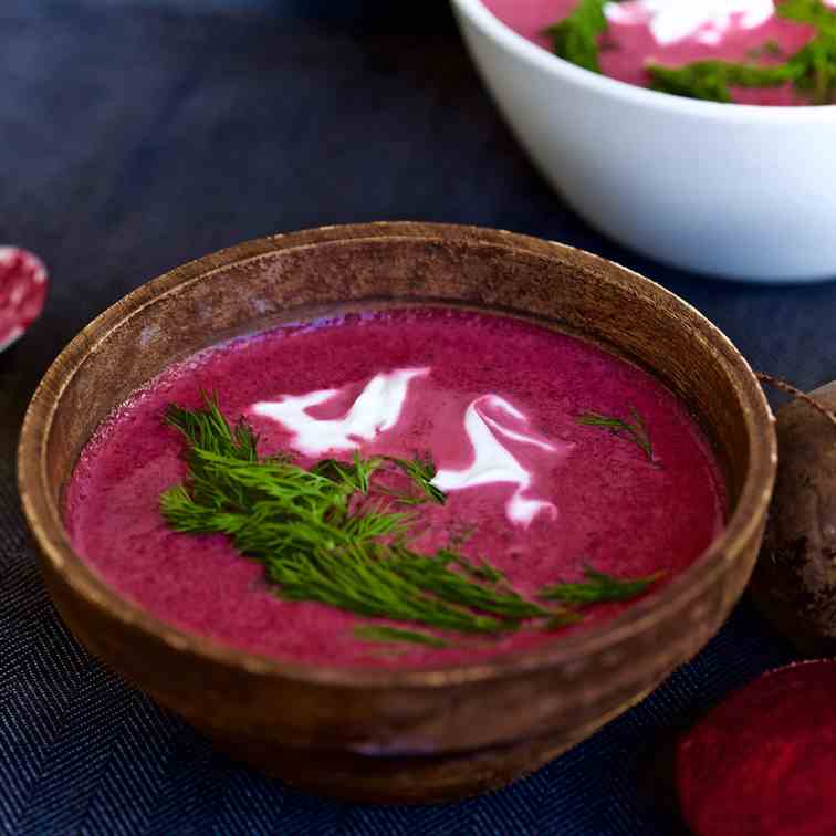 Detoxifying beetroot and coconut soup